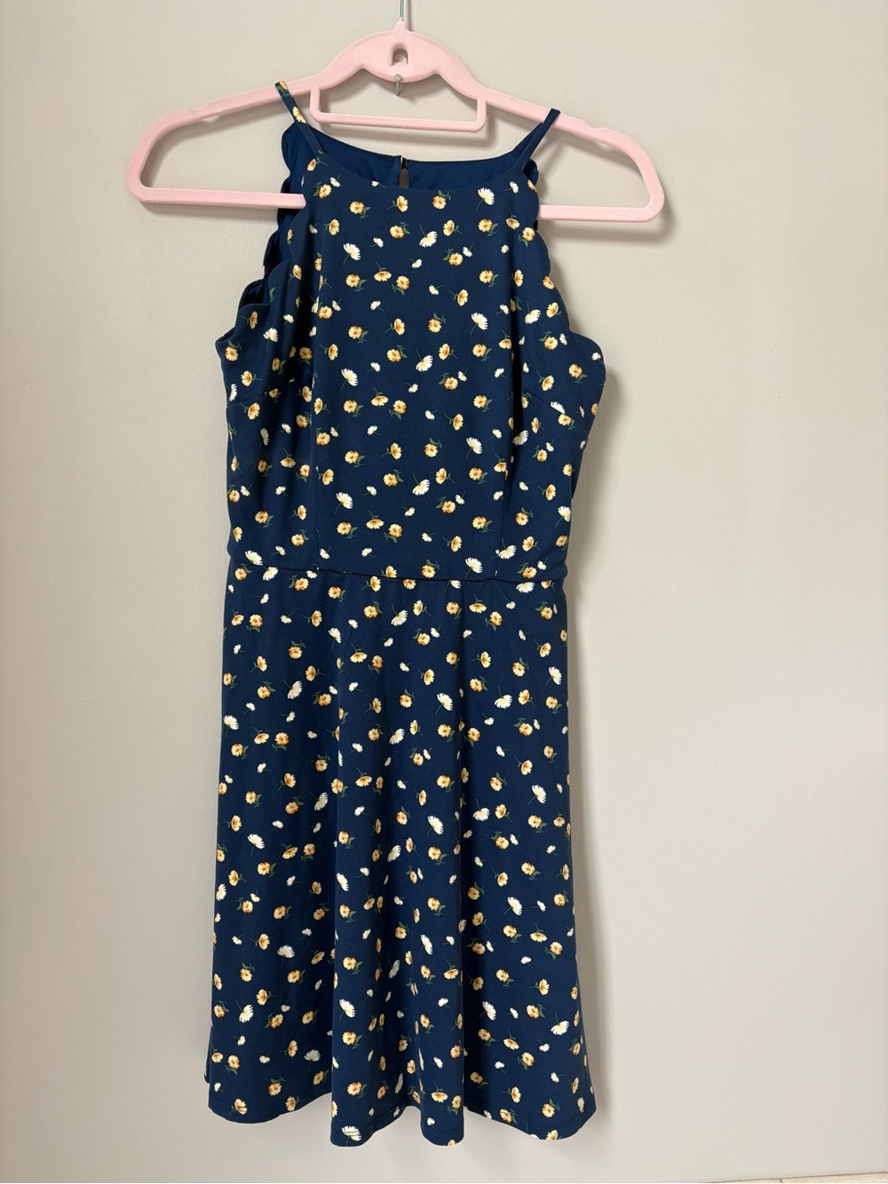 NWT Fortune + Ivy Navy Floral Scallop Knit Dress